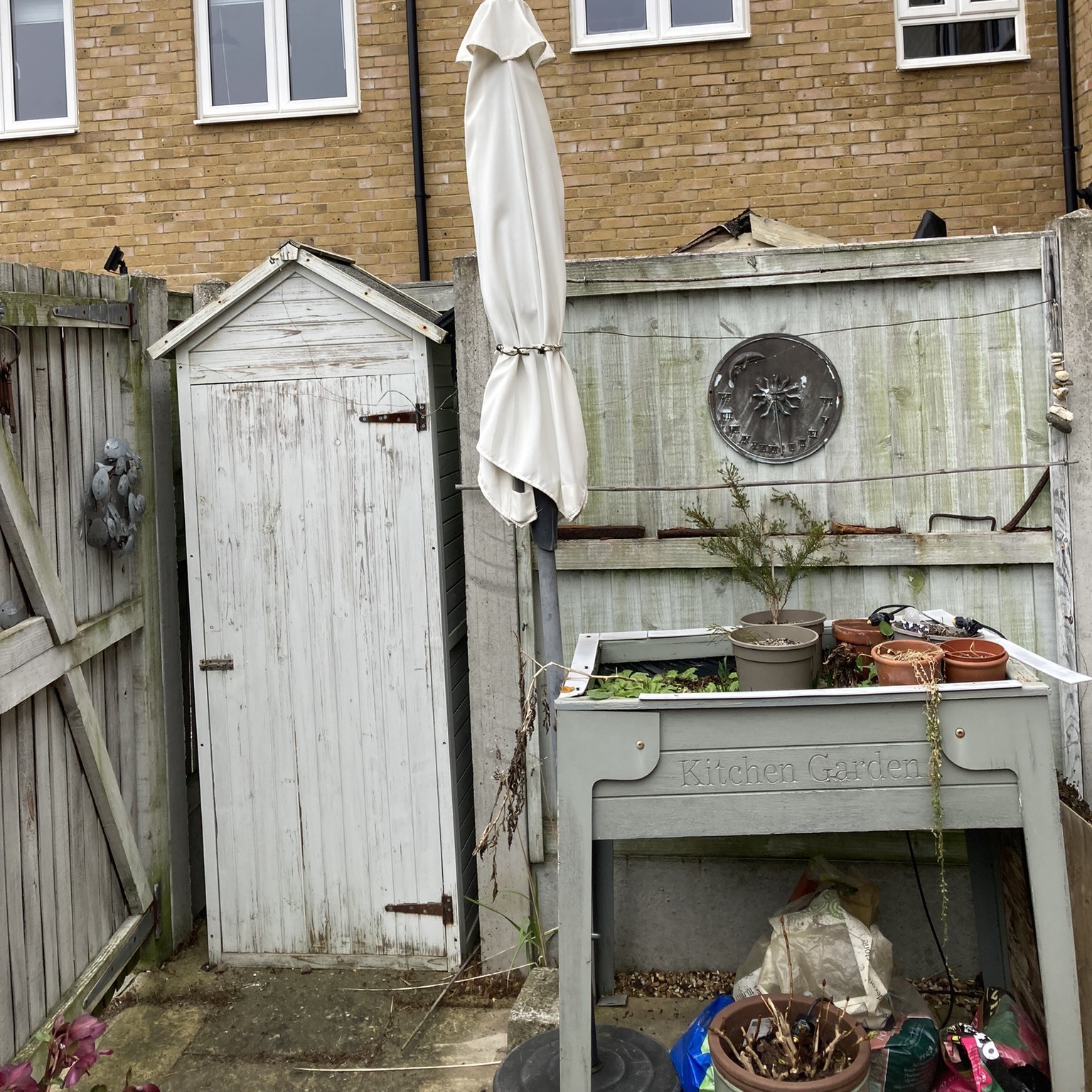 FuchsiaGreenLtd_Garden_Design_Whitstable_Tiny_Courtyard_Before2